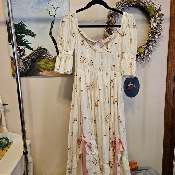 LACEMADE ROSES SMILE II CORSET DRESS NWT SIZE SMALL Adjustable Ribbons For Hi-lo - Picture 3 of 6